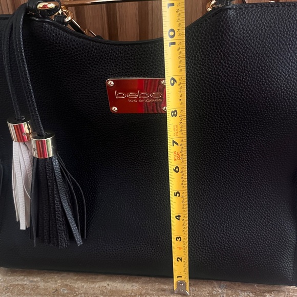 Bebe Los Ángeles Leather handbag, Purse, Black Gold Hooks, tassels Adjustable - Picture 16 of 16
